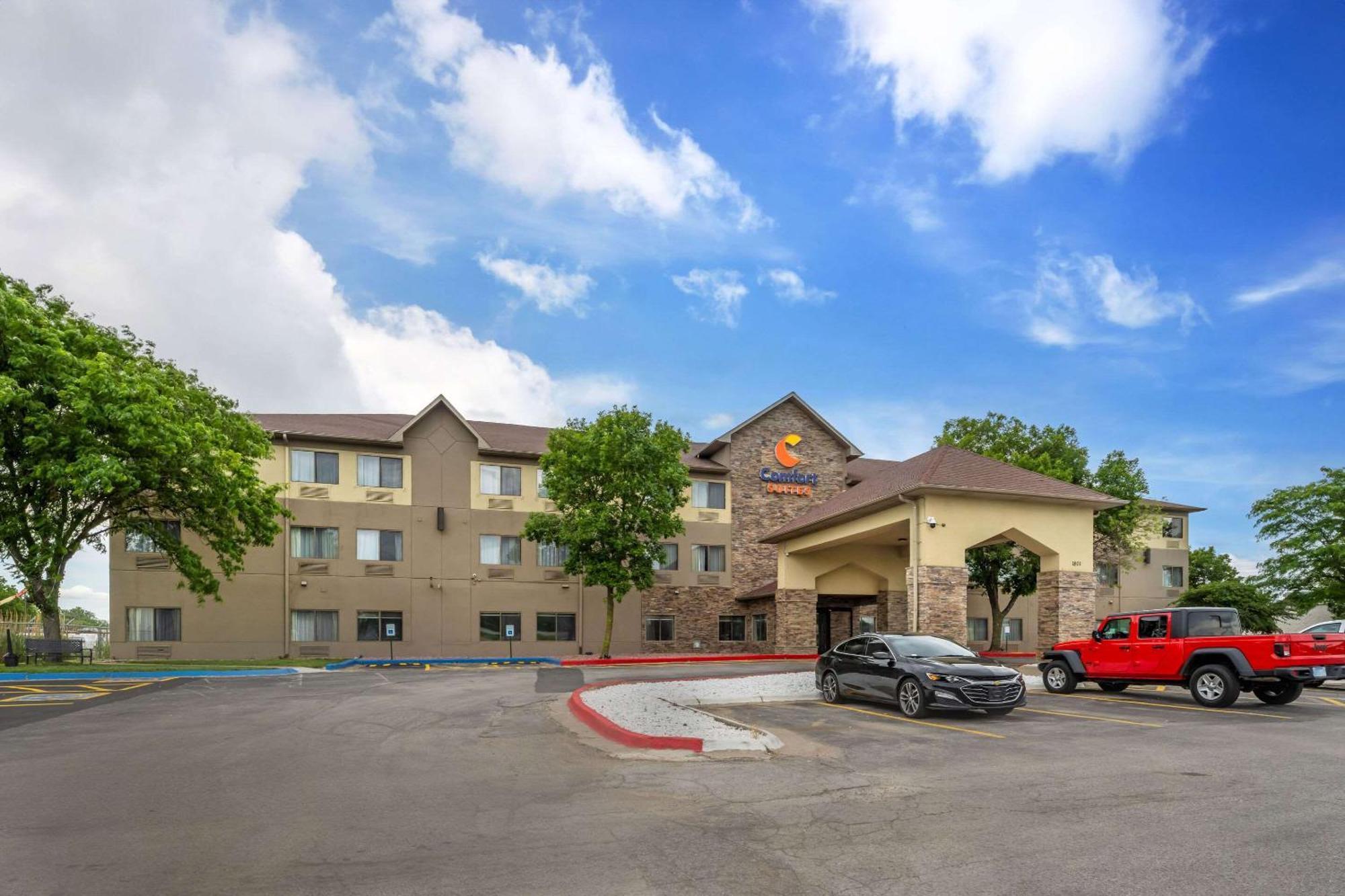 Comfort Suites Omaha East-Council Bluffs Exterior foto